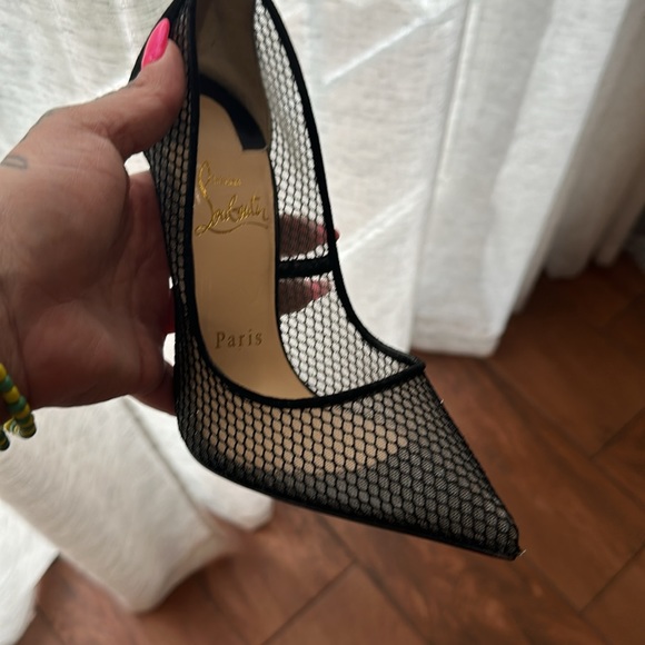 Red bottoms - Picture 3 of 5